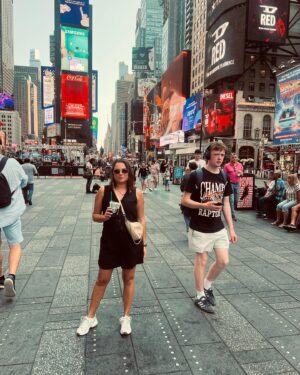 Ana Guiomar Instagram - O mais novo não quis foto. 
Hello #newyork ❤️