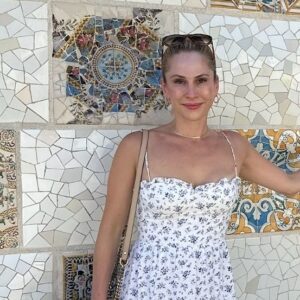 Ana Kasparian Instagram - Park Güell in Barcelona summer of 2024 vs ten years ago in 2014.