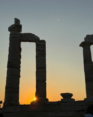 Ana Navarro Instagram - I’ve seen some beautiful sunsets in my life. By far the most memorable have been in Africa and in Greece. Very lucky to be seeing it again at The Temple of Poseidon in Siuonio, Greece. @anamariag.u, @treehouseacupuncturemiami and I met in third grade at the Sacred Heart and have been friends-like-family since, through ups and downs, joys and sadness. We first took a girls-trip when we all turned 50, and committed to making time to do it again. So here we are, embarking on another adventure, and promising to make new memories and celebrate 45 years of sisterhood. Take a little time to be with your friends and enjoy the view. 🌅

PS - @americanair lost some of our bags. So you might be seeing the same clothes over & over.