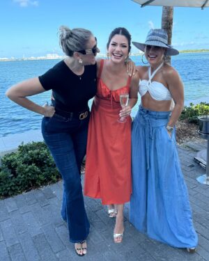 Ana Patricia Gámez Instagram - Birthday brunch 🥂🎂🎈👑💐
