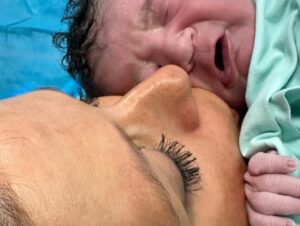 Ana Sofia Cardoso Instagram - O segundo tesouro das nossas vidas @begonha77 
3 de Julho de 2024 🍀 
4 de Setembro de 2019 🍀
As melhores datas de sempre. Para sempre 🩷💙
#babygirl #babylove #mysweetbaby #motherhood #lovetolove #livetolove #lobetolive
