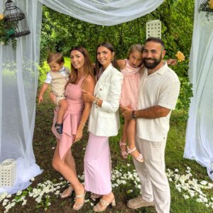 Anaïs Sanson Instagram - Un magnifique week-end de mariage 🫶🏻🤍

#family#familyfirst#familyphotography#famille#loveyou