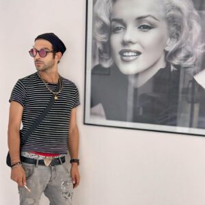 Anas El Baz Instagram - “Keep smiling, because life is a beautiful thing and there’s so much to smile about.” 
~ Marilyn Monroe