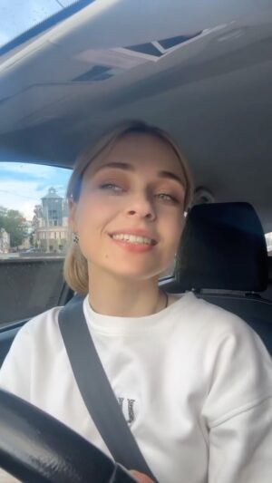 Anastasia Krylova Instagram - ну только я не сняла на эту песню видео 
а нет, уже сняла ) 
#анастасиякрылова #актриса