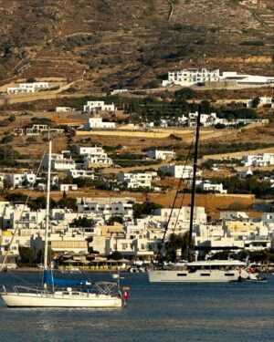 Anastasia Tsilimpiou Instagram - Bits and pieces of Cyclades 🩵