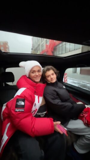 Anastasiya Slanevskaya Instagram - День с любимыми роднульками❤️❤️!! @slanevskaya_elena