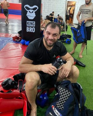 Anatoly Tokov Instagram - Б.К. Universal Fighters 
@coach_m.r.k 

#махачкала#universalfighters#fedorteam#bellatormma#nord_desant#mmarussia#russia#mmafighter#mmatraining#старыйоскол#тобольск#mmauniform#thelastemperor#BcexBыиграю#😤👊💪😎