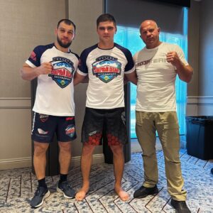Anatoly Tokov Instagram - @pflmma  гран-при в тяжелом весе 🥊

@fedoremelianenkoofficial 
@valentin_moldavskii_official 
@popov_oleg__