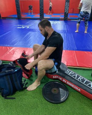 Anatoly Tokov Instagram - Б.К. Universal Fighters 
@coach_m.r.k 

#махачкала#universalfighters#fedorteam#bellatormma#nord_desant#mmarussia#russia#mmafighter#mmatraining#старыйоскол#тобольск#mmauniform#thelastemperor#BcexBыиграю#😤👊💪😎