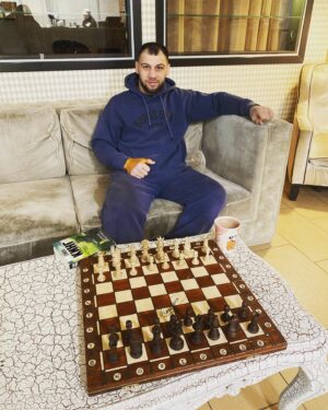 Anatoly Tokov Instagram - Спасибо друзьям и клубу @_evolvegym_  всегда гостеприимны 🤜🏻🤛🏻

#fedorteam#bellatormma#nord_desant#mmarussia#russia#mmafighter#mmatraining#старыйоскол#тобольск#mmauniform#thelastemperor#BcexBыиграю#😤👊💪😎