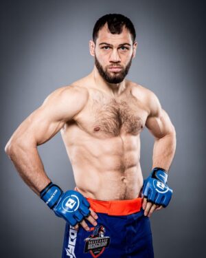 Anatoly Tokov Instagram - Фотосессия перед @bellatormma 290 

#bellator290#fedorteam#bellatormma#nord_desant#mmarussia#russia#mmafighter#mmatraining#старыйоскол#тобольск#mmauniform#thelastemperor#BcexBыиграю#😤👊💪😎