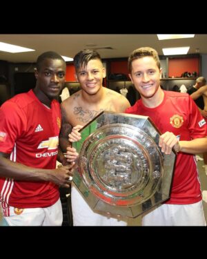 Ander Herrera Instagram - Hoy va de 🏆, 
What a journey so far!
⚽️❤️
#TBT
