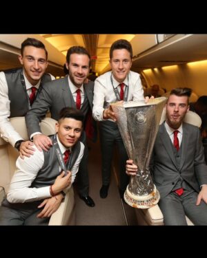 Ander Herrera Instagram - Hoy va de 🏆, 
What a journey so far!
⚽️❤️
#TBT