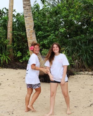 Andi Eigenmann Instagram - My favorite moments with my firstborn are whenever we laugh together.. I love seeing her laugh. Even if it's at me and not with me.😆 

Was able to convince her to take some cute pics with mama again, for the love of @happyislanders.surfclub ☺️
PS Yes. She is officially taller than me already!
📷 @ms.mau___