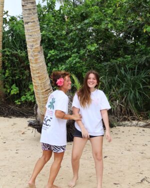 Andi Eigenmann Instagram - My favorite moments with my firstborn are whenever we laugh together.. I love seeing her laugh. Even if it's at me and not with me.😆 

Was able to convince her to take some cute pics with mama again, for the love of @happyislanders.surfclub ☺️
PS Yes. She is officially taller than me already!
📷 @ms.mau___