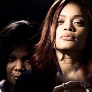 Andra Day Instagram - HEY MY SWEET BABIES
@andradaymusic HOW A PHOTO BOMB TURNED 
INTO THIS🥹🥹YOU ARE TRULY GIFTED MY 
BEAUTIFUL SISTER🥰🥰🥰
THE DELIVERANCE!!!
I LOVE US 4REAL!!