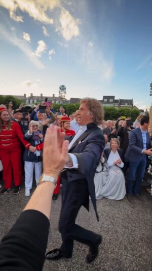 André Rieu Instagram - POV: You go to a concert and have the time of your life 🙃

If only we could do it all over again tonight! Fortunately, you can enjoy the concerts in cinemas worldwide starting August 31. More info and tickets: www.andreincinemas.com (Link in bio)

#POV #povreels #povconcert #raybanmeta @raybanmeta #music #classicalmusic #violin #andrerieu #rieu #concert #livemusic #orchestra #violinist #viola #violin🎻 #🎻#maastricht #vrijthof #cinema #buy2ticketsscan1 :)