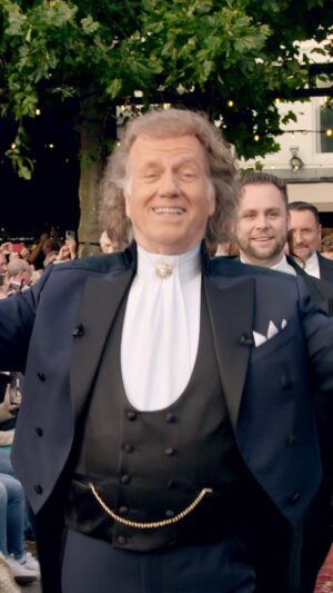André Rieu Instagram - 1 minute Maastricht memories ❤️⭐

Tickets for 2025 are NOT on sale yet. Sign up for André’s newsletter to receive a notification as soon as ticket sales start - Link in bio! ☝️👤

🎵 Music: Only Love, from the album Amore

#music #classicalmusic #violin #andrerieu #rieu #concert #livemusic #orchestra #violinist #viola #violin🎻 #🎻#maastricht #vrijthof #visitmaastricht