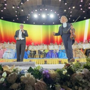 André Rieu Instagram - Concert number 11 of 12 tonight! What a joy it’s been! 🎉 Tour dates: www.andrerieu.com/tour (link in bio)

#music #classicalmusic #violin #andrerieu #rieu #concert #livemusic #orchestra #violinist #viola #violin🎻 #🎻#maastricht #vrijthof