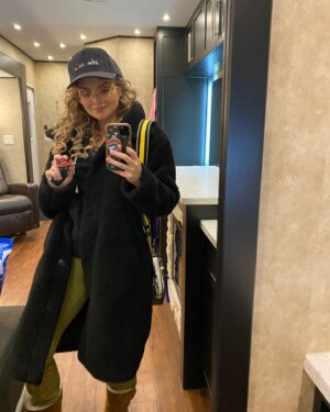 Andrea Brooks Instagram - Season 11 Memoires (Part 1) #hearties ❤️