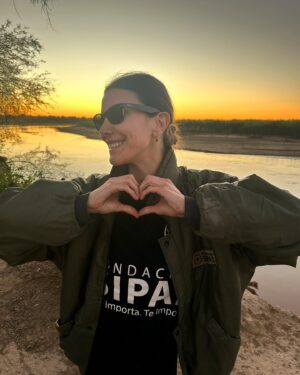 Andrea Rincón Instagram - Queremos contarles que en el mes de septiembre volveremos al Impenetrable Salteño. Para todos aquellos que tengan ganas de ayudarnos nuevamente necesitamos: 

✅ Leche en Polvo
✅ Pañales Solo para Bebés y Niños.
✅ Alimentos NO Perecederos: (Harina, Levadura, Azúcar, Chocolate para hacer Chocolatada, Fideos Guiseros,  Arroz, Polenta, Aceite).
✅ Juguetes Pequeños y peluches.
✅ Galletitas y Alfajores.
✅ Calzado SOLO para niños.
✅Ropa SOLO para Bebés y Niños.

Aclaración: se puede donar en especies, o hacer compra online en cualquier supermercado de salta capital. Comunicarse con 1155782404 (whatsapp)