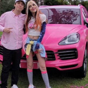 Andrei Soares Alves Instagram - O meme virou realidade ! Parabéns a mamãe @funbabe e ao papai @tilteddy