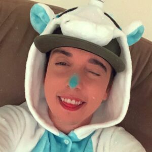 Andrei Soares Alves Instagram - Oque você mais gosta de fazer quando está atoa? Deixa seu ❤️