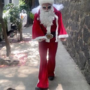 Andrés Almeida Instagram - Hoy se estrena El Sabor de la Navidad por @vix !!!!!! Corran a verla!