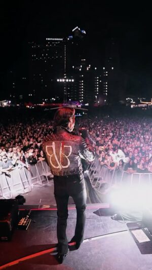 Andy Biersack Instagram - Thank you @sicknewworld we had a blast!
BLEEDERS out now 🩸

🎥 @shawnbrandonmedia 

#blackveilbrides #bleeders