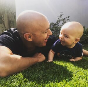 Andy Puddicombe Instagram - Have an awesome weekend ✌️