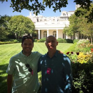 Andy Puddicombe Instagram - Back at the White House...in the Rose Garden outside the Oval Office...with my good buddy @richpierson #headspace
