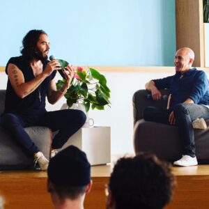 Andy Puddicombe Instagram - This was so much fun...big thanks to @trewrussellbrand for swinging by @headspace HQ this week to join us for one of our lunchtime chats