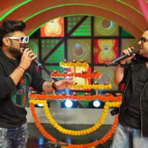 Aneek Dhar Instagram - আজ থাকছি @zeebanglaofficial #Didino1 এ special জেলার সেরা Grand Finale episode এ । দেখতে ভুলবেন না , ঠিক রাত 8:30 pm
•
#emonchatterjee #didino1 #aneekdhar #rachanabanerjee #insta #instagram #instapost #grandfinale #specialepisode #indianidol #saregamapa