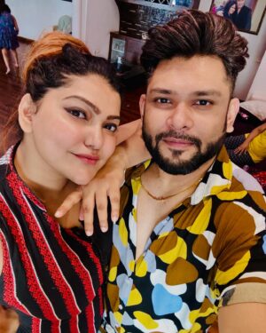 Aneek Dhar Instagram - আজ সবাই মিলে দিনটা খুব দুঃখে কাটালাম 😜😅🧿👹☠️