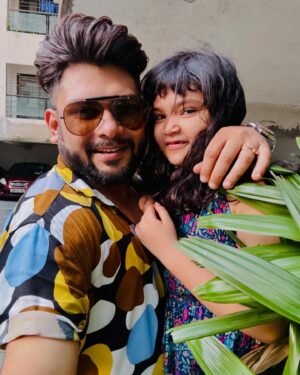 Aneek Dhar Instagram - আজ সবাই মিলে দিনটা খুব দুঃখে কাটালাম 😜😅🧿👹☠️