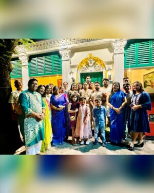 Aneek Dhar Instagram - My family, my biggest strength ❤️🤗🙏⭐️ #EidMubarak