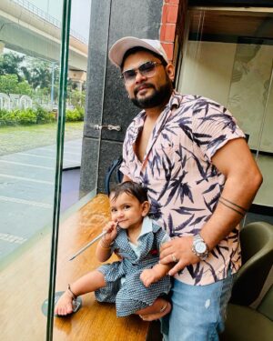 Aneek Dhar Instagram - Breakfast scenes with my babies ❤️❤️🧿🧿 @iamaneekdhar @iamaadavandhar