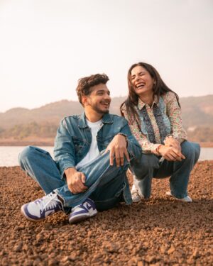 Aneri Vajani Instagram - Kuch Yaadein💫❤️ 
Thankyou for all the love !🧿♥️💫 
 
 
 
#anerivajane #SuyyashRai #munwarfaruqui #kuchyaadein #gratitude #newsong