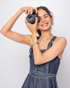 Actress Aneri Vajani HD Photos and Wallpapers November 2024