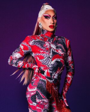 Anetra Instagram - What’s all Buzz, buzz?
#rupaulsdragrace #rupaulsdragraceseason15