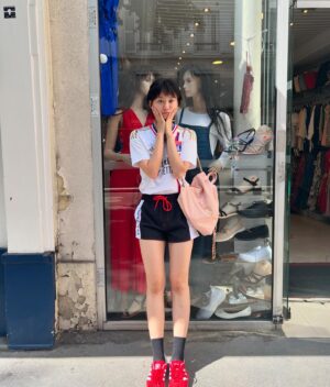 Angela Yuen Instagram - 細個完全無「奧運係可以現場睇」呢個概念
所以真係開心到心臟都頂唔緊 🥹