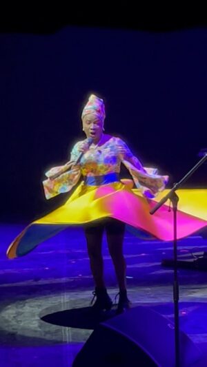 Angélique Kidjo Instagram - 💃🏿#foreveryoung @jazz_in_marciac yesterday #sunlighttomysoul @iamshizzi @dianewarren @sowetogospelchoirlive