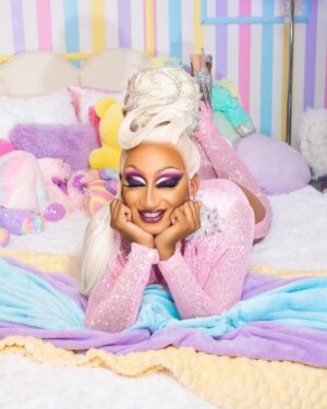 Angeria Paris VanMicheals Instagram - Big kid energy 🍭

Look by Yours Truly
Hair by @dragdaddywigs 
Photos by @davidelaffe