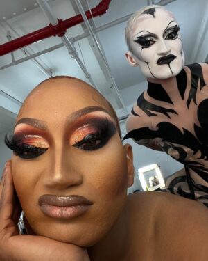 Angeria Paris VanMicheals Instagram - Promo selfies with #Allstars9 🌟🤩💫 The last one is crazyyyyy 😂

Hair: @hair_by_koji_ichikawa 
Dress: @howiebofficial