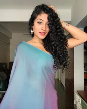 Anjali P Nair Instagram - 💜💜