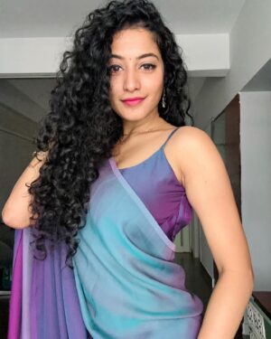 Anjali P Nair Instagram - 💜💜