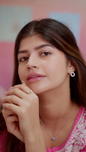 Anjini Dhawan Instagram - Sparkle brighter with MIA by Tanishq! ✨ Don’t miss the exclusive Never Before Offers, available in-store and online till July 30th. Treat yourself to timeless elegance with up to 110% off on making charges ✨ I’m done with my shopping for the month, what’re you waiting for? #ForTheStarInYou

Follow @miabytanishq for more updates and indulge in luxury that’s truly meant for you. #miabytanishq