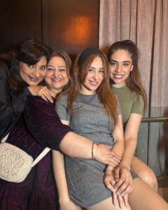 Actress Anjum Fakih HD Instagram Photos and Wallpapers August 2024