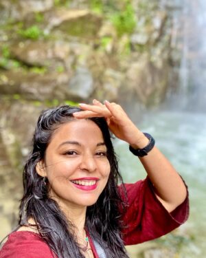 Ankita Shrivastav Instagram - Little red riding hood
Met a few monks 
They asked her to breathe in
She accidentally breathed out
They told her of the middle path
She couldn't get the math of it right
They asked her to keep it mild
She said 
She’s ready to greet 
The wild ❤️✨

- Ankita