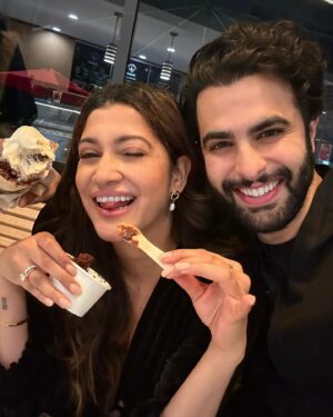 Ankur Rathee Instagram - Art & Ice Cream
__________
So many incredible artists showcased at @rajivmenoncontemporary but couldn’t include all of them here so go check it out for yourself!
